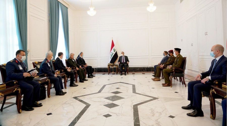 Bakan Akar, Irak Başbakanı ile görüştü