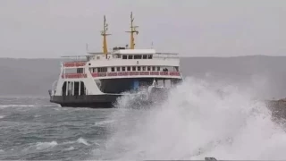 Bandrma ve Erdek'te feribot seferleri iptal edildi