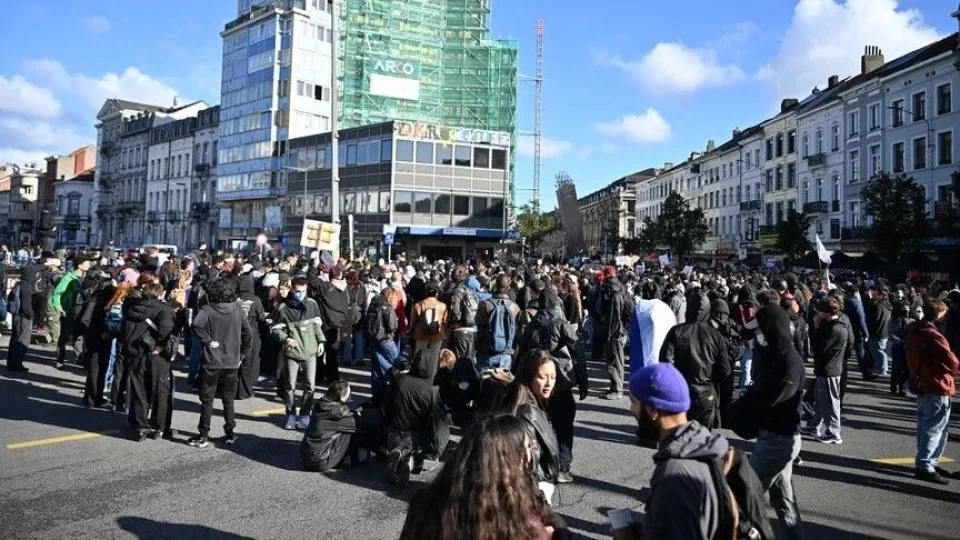 Bel�ika'daki protestolarda g�zalt� say�s� 195'e ��kt�