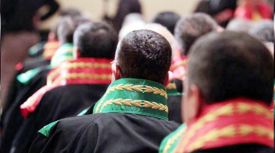 Bin 300 hakim ve savcı adayı alınacak