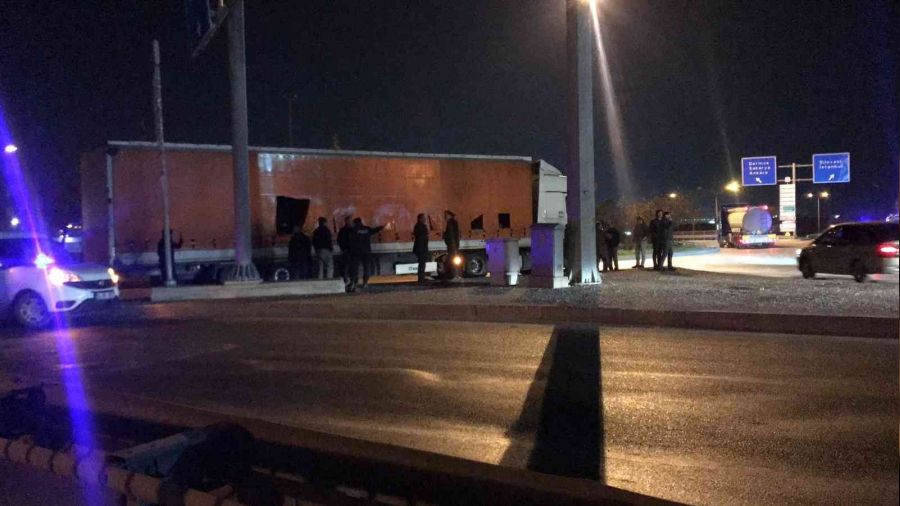 Bir tır dolusu kaçak yakalandı