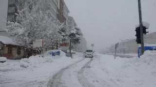 Bitlis'te 103 köy yolu ulaşıma kapandı