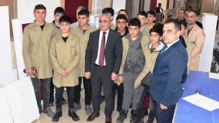 Bitlis'teki meslek lisesi öğrencilerinden milyonluk üretim