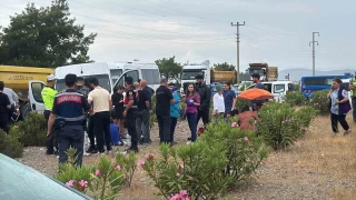 Bodrum'da minibsle otomobil arpt, 15 kii yaraland