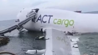 Boeing pistten kt denize srklendi: 2 l