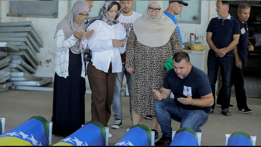 Bosna'da acılar tazeleniyor