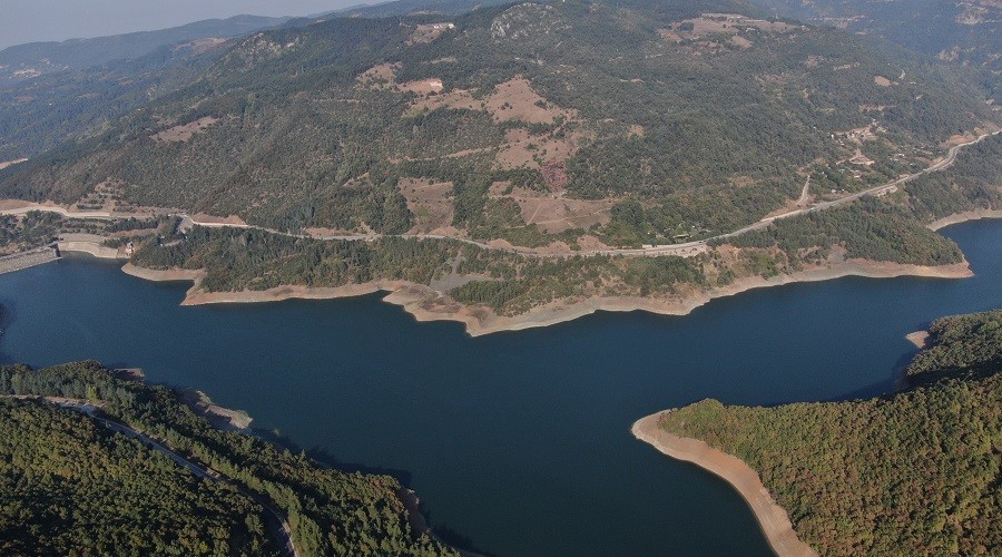 B�yle giderse susuzluk kap�da!