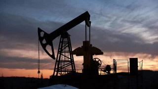 Brent petrolün varil fiyatı 72.56 dolar