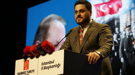 BTP'den Görkemli Cumhuriyet Şöleni: Coşku salona sığmadı
