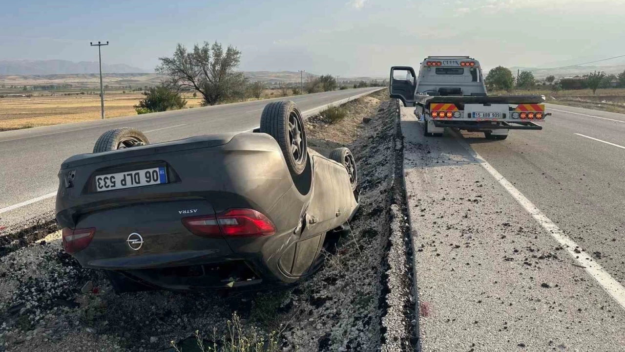 Burdur-Fethiye karayolunda otomobil takla att�: 5 yaral�