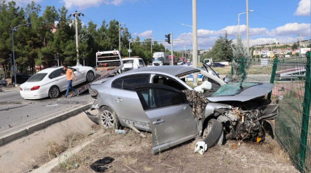 Burdur'da trafik kazası: 4 yaralı