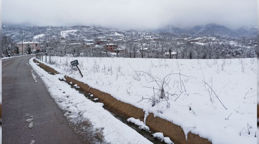 Bursa'da kar kalnl 20 santimetreye ulat