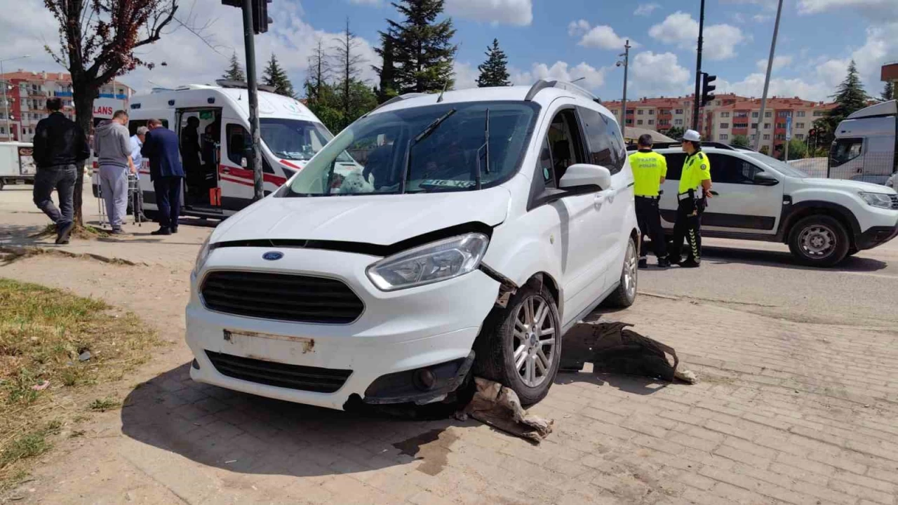 Bursa'da trafik kazas: 2 yaral