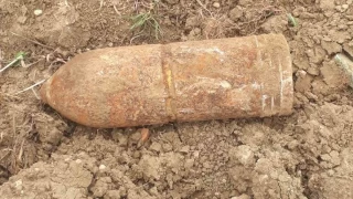 anakkale'de mezarlk kazsnda patlamam top mermisi kt