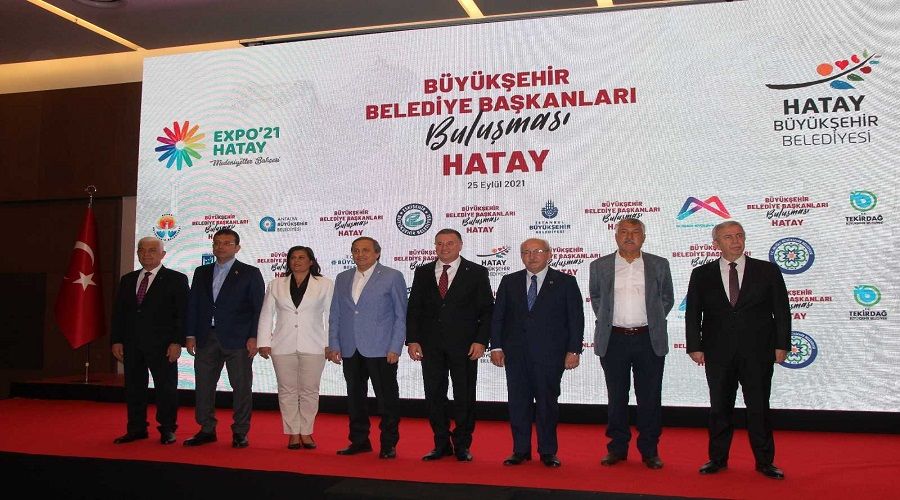 CHP'li büyükşehir başkanları Hatay'da
