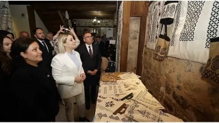 pte bulduu emsiyeyi ta bask sanatyla kullanlabilir hale getirdi