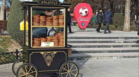 Çorum'da nostaljik görünümlü simit arabaları hizmete girdi