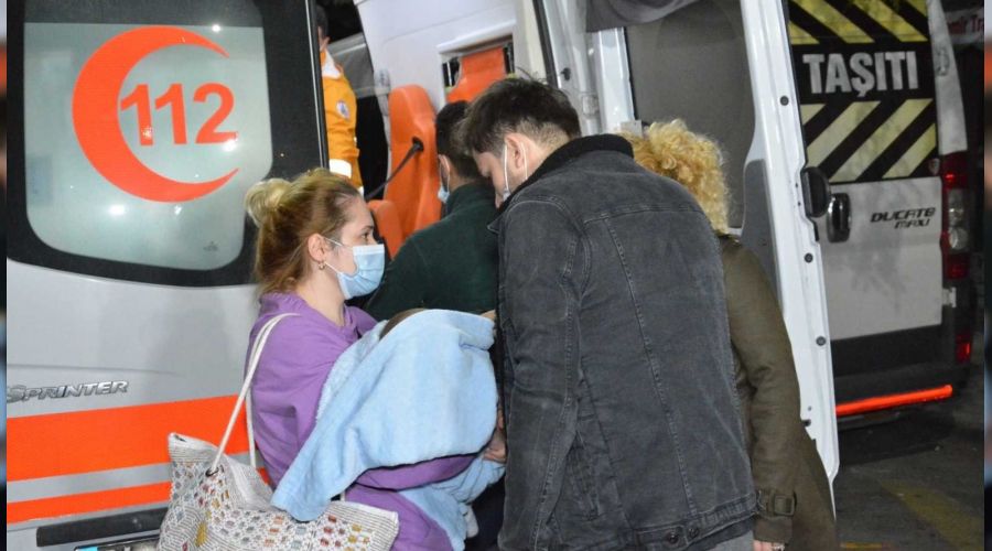 Demir parmakl�klar k�r�larak kurtar�ld�lar