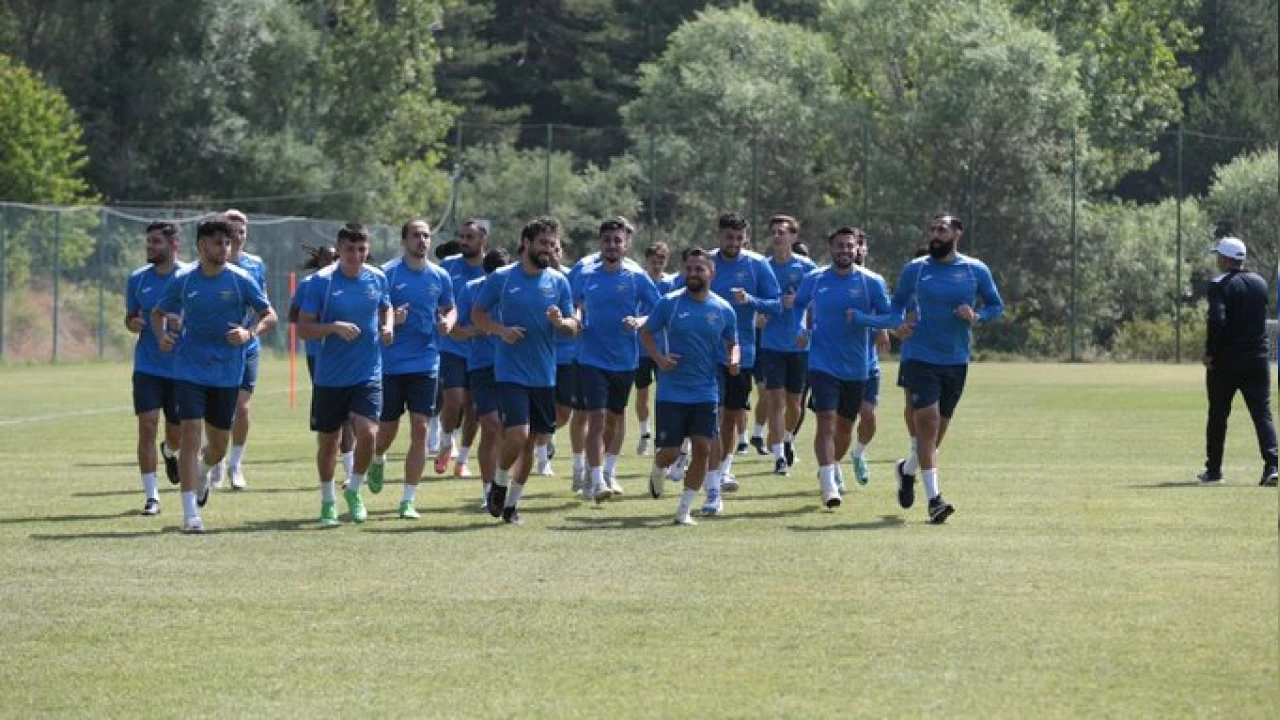 Demirspor'un rakibi Ey�pspor