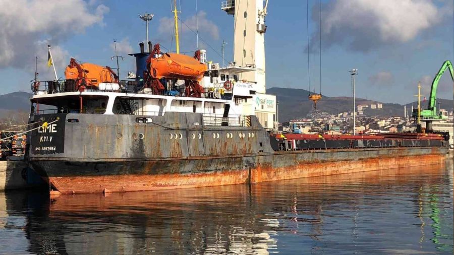 Denizi kirleten gemiye 3 buuk milyonluk ceza