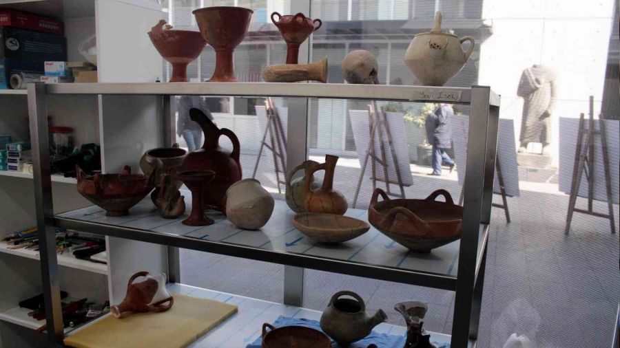 Depolardaki Kültepe eserleri müzelere hazırlanıyor