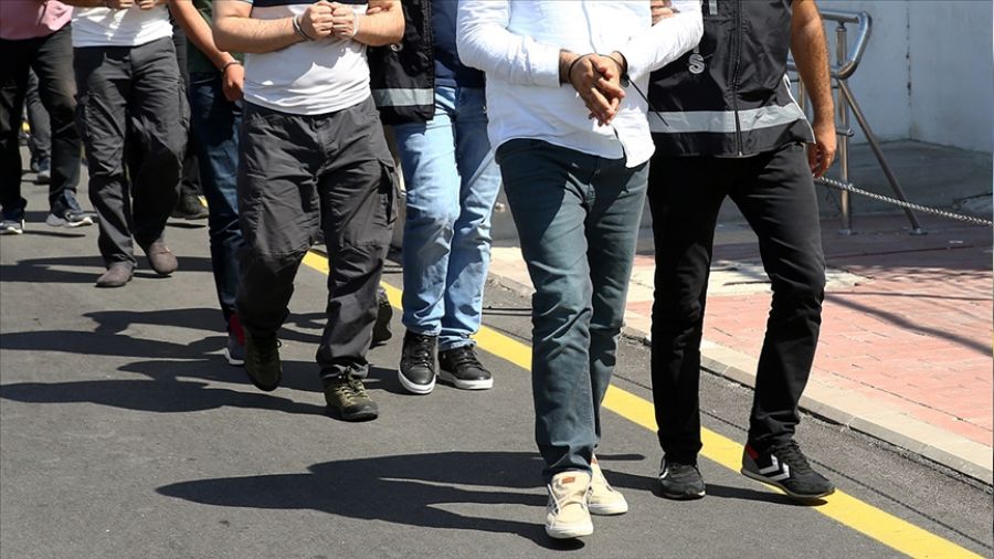 Dışişleri'ne FETÖ operasyonu