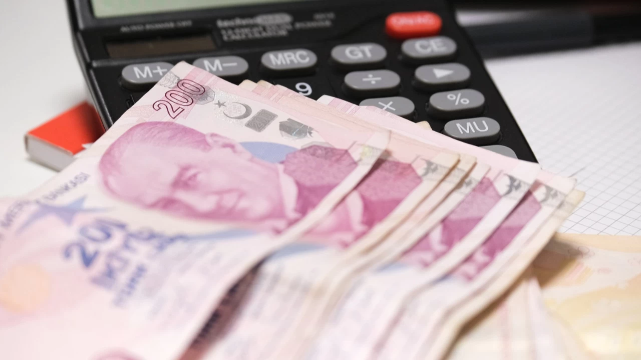 DİSK asgari ücret talebini açıkladı