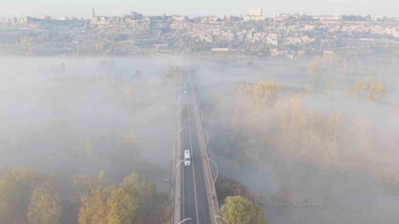 Diyarbakır sis denizinde kayboldu