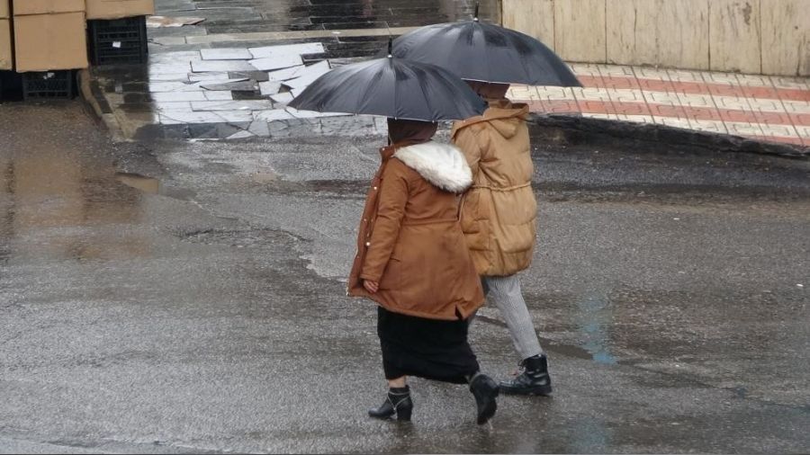 Diyarbak�r'da �iddetli ya���