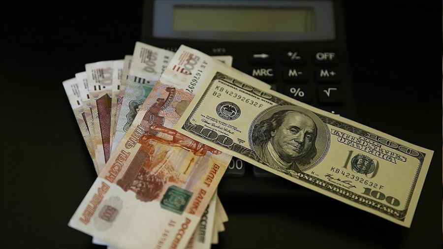 Dolardan kaçış hızlandı