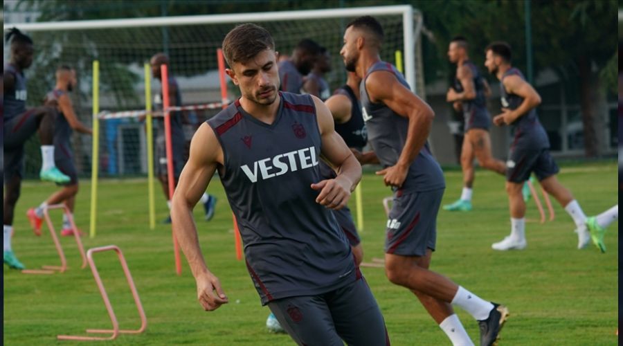 Dorukhan yine sakatland�