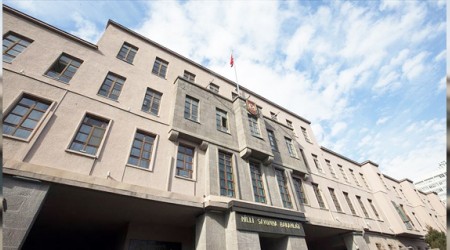 Dostlara sert tepki!