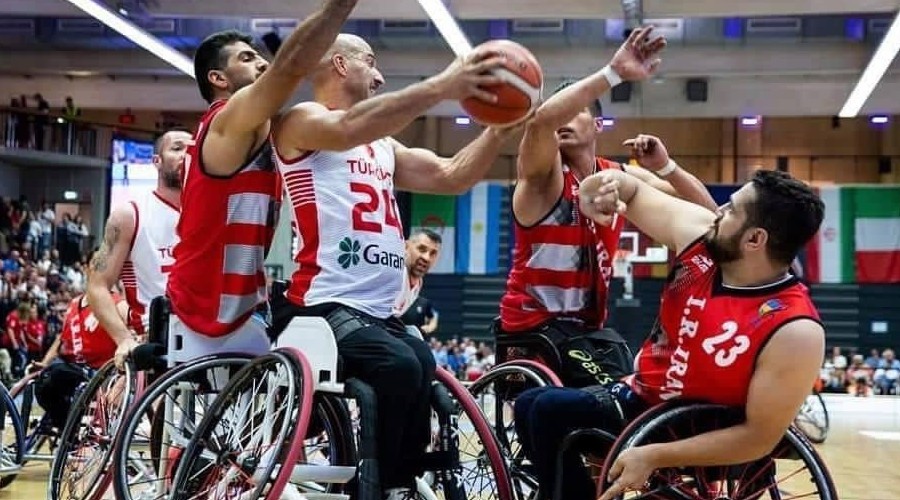 Dünya Engelliler Günü'nde sporculara büyük destek