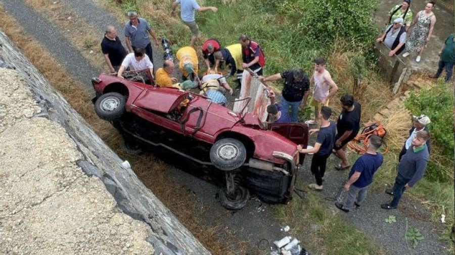Edirne'de otomobil uçuruma yuvarlandı: 2 ölü