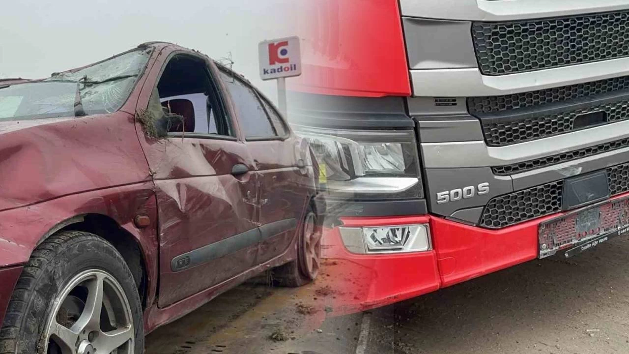 Elaz'da TIR'la arpan otomobil takla att: 4 yaral