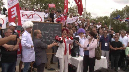 Emeklilikte yaşa takılanlar eylem yaptı