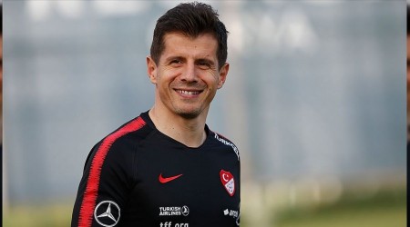 Emre Fransa'ya karşı yok