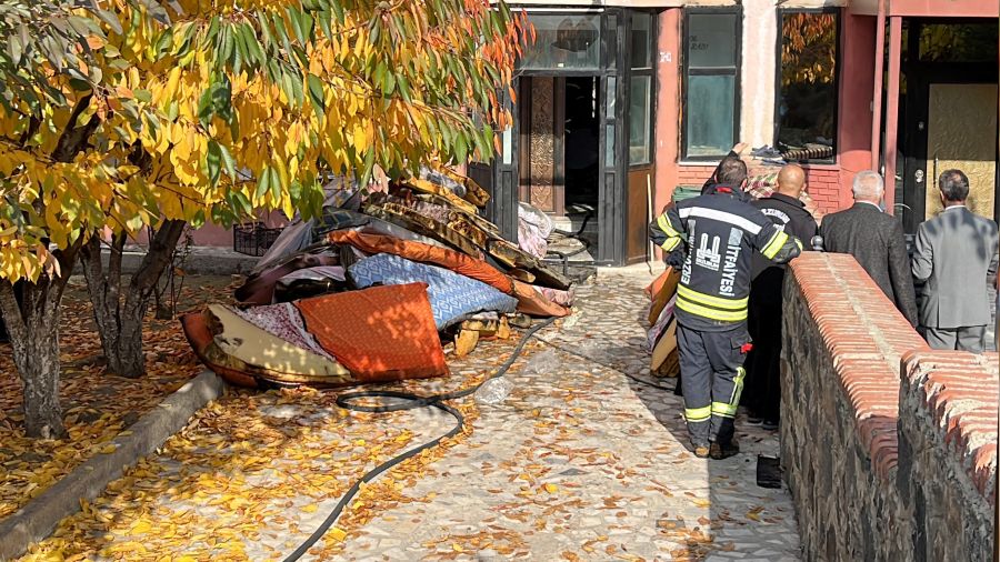 Erzurum'da kız Kur'an kursunda yangın: 6 öğrenci tedaviye alındı