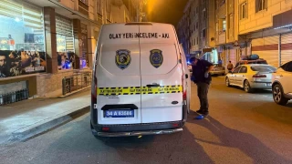 Esenyurt'ta kahvehaneye silahl saldr