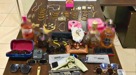 Evin altını üstüne getirip, 1 milyonluk hırsızlık gerçekleştirdiler