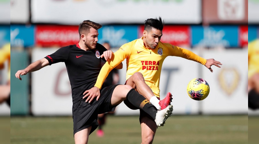 Falcao'dan müjde