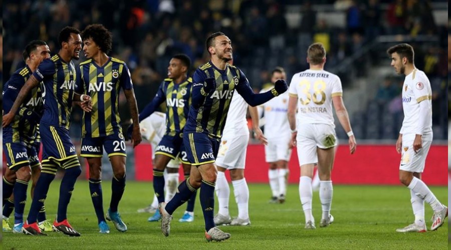 Fenerbahe kvranmadan eyrek finalde