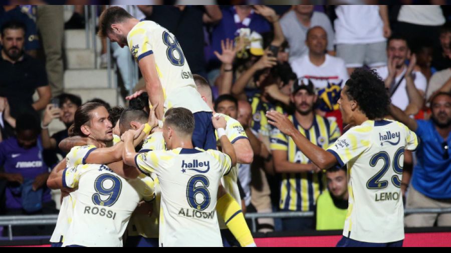 Fenerbahçe Viyana'dan büyük avantajla dönüyor