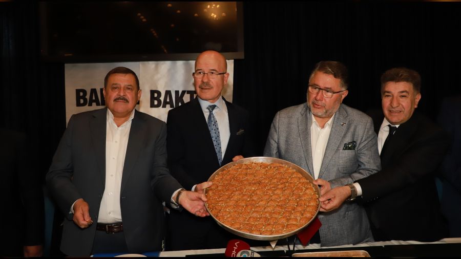 F�st�ktaki stok�uluk baklavac�lar� isyan ettirdi