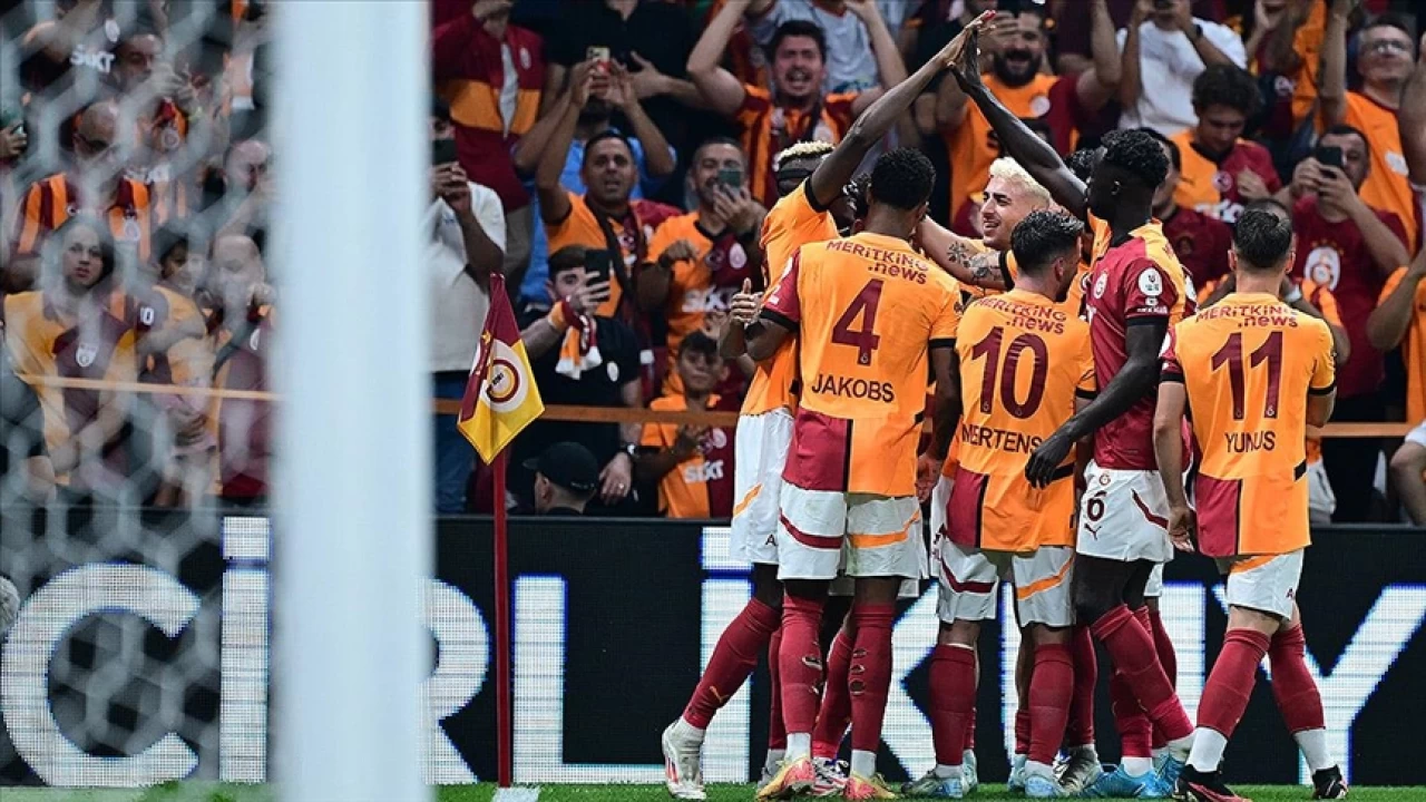 Galatasaray Hollanda deplasmanında