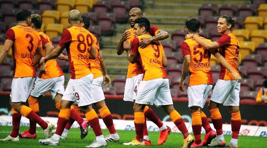 Galatasaray'da moraller yerinde