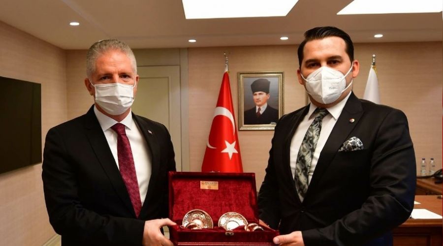 Genç girişimciler örnek oluyor