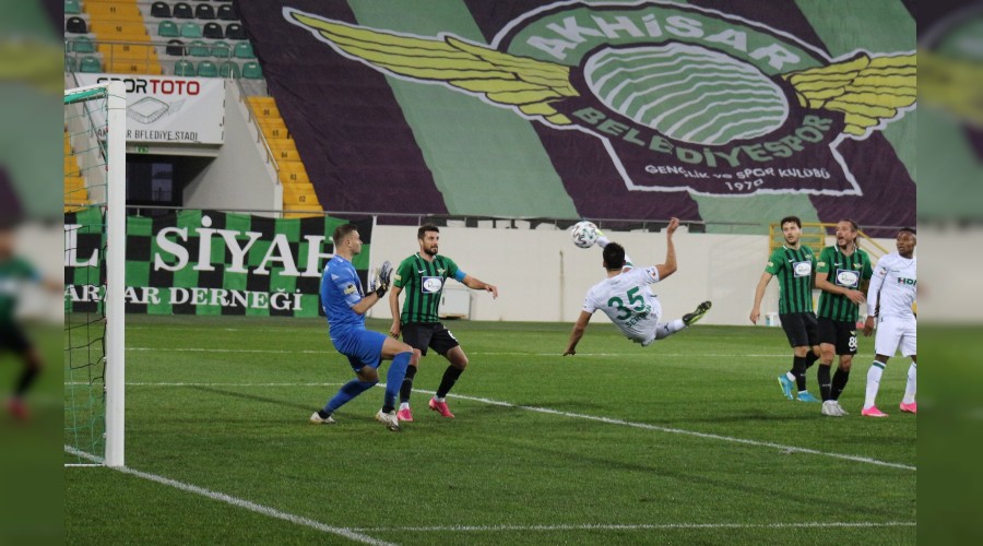 Gol yemeden zirveyi kaptılar