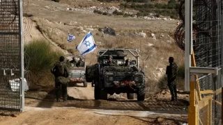 Golan Tepeleri'nde bir srail askeri  ld