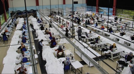 Gömlekten tuluma döndüler, sipariş yetiştiremiyorlar